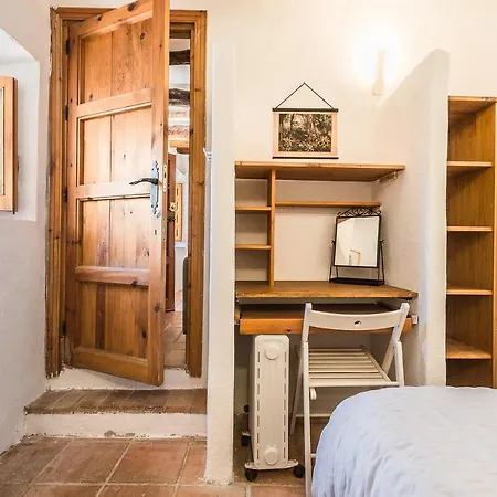 Holiday home Casa Mundo - 16th Century Traditional White With Pool
