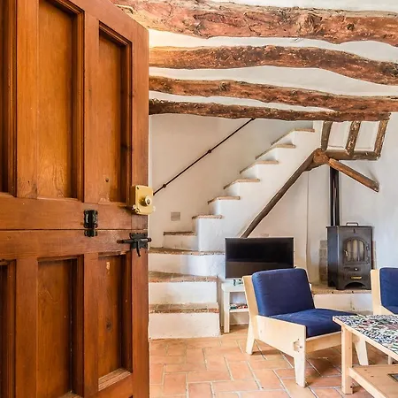 Casa Mundo - 16th Century Traditional White With Pool *