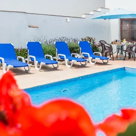 Holiday home Casa Mundo - 16th Century Traditional White With Pool