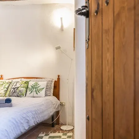 Holiday home Casa Mundo - 16th Century Traditional White With Pool Pinos del Valle
